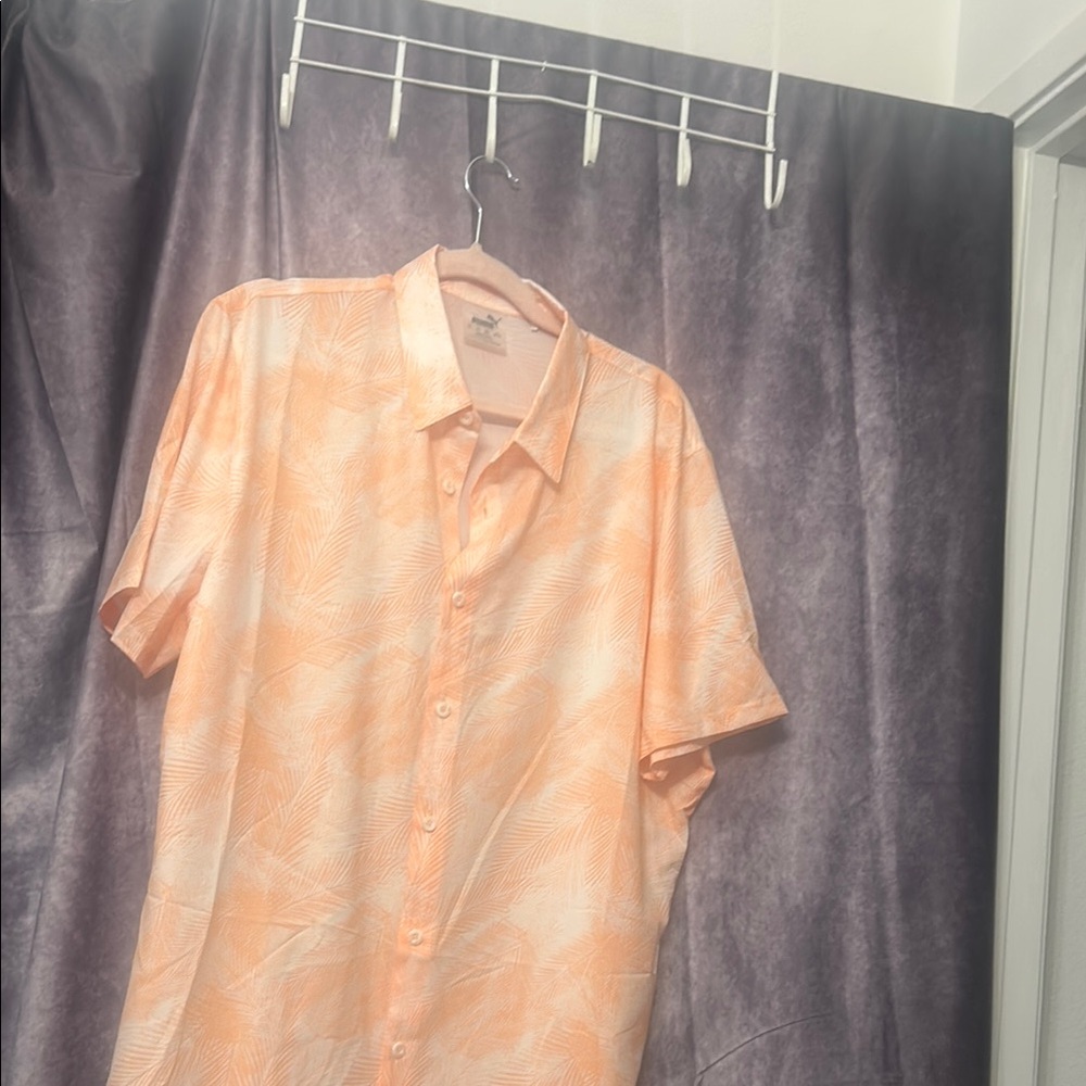 Men's Orange Short Sleeve Shirt